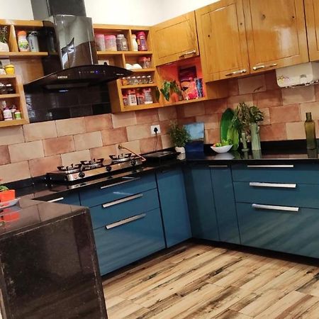 Entire Craftsman House With 2 Bedrooms Kitchen And More Raipur  Bagian luar foto